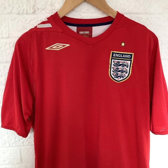 Retro Umbro 2006 England Away Shirt - Size L - Red - P2P 22” Immaculate Cond - Picture 6 of 8